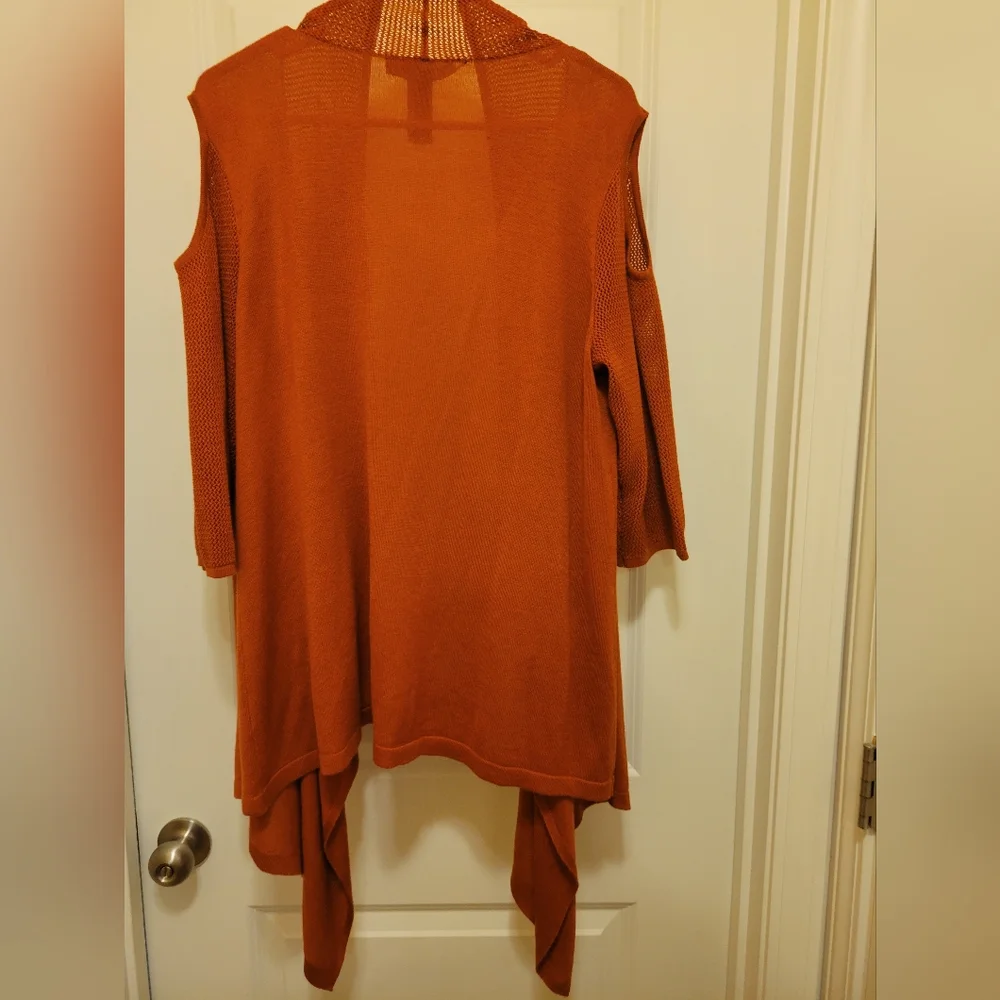 Sweater - Picture 2 of 2